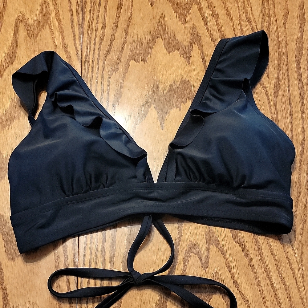 🍃 dip bikini top Sz L